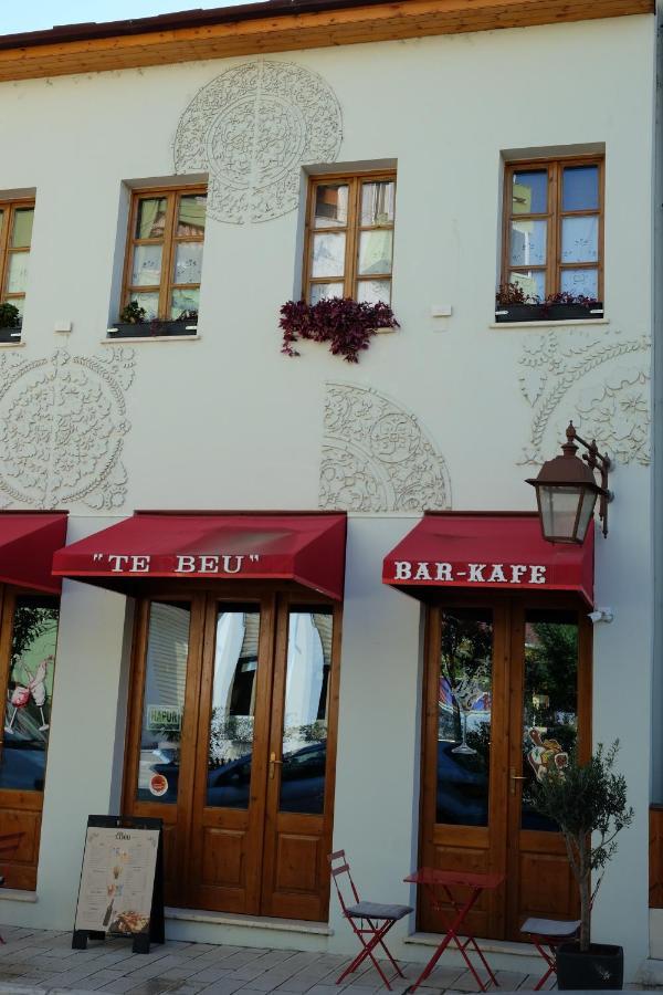 Bed and Breakfast Tebeu Coffe And Bar Vlorë Exterior foto